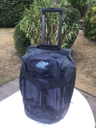 Large wheeled holdall - wheeled,